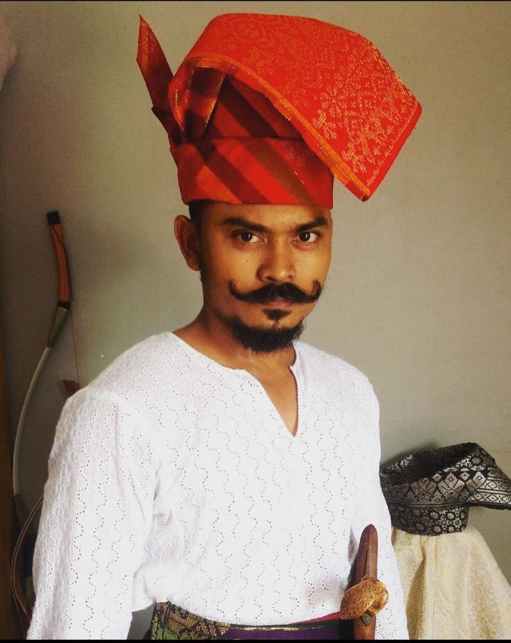 Exploring Malay Traditions – Borderless